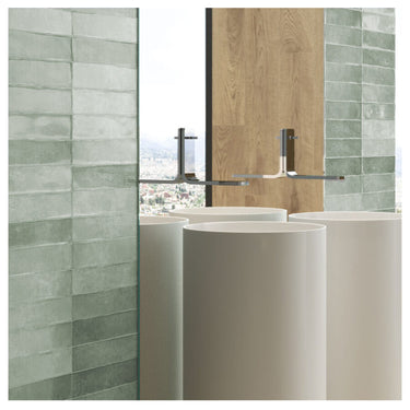 Omnia Jade